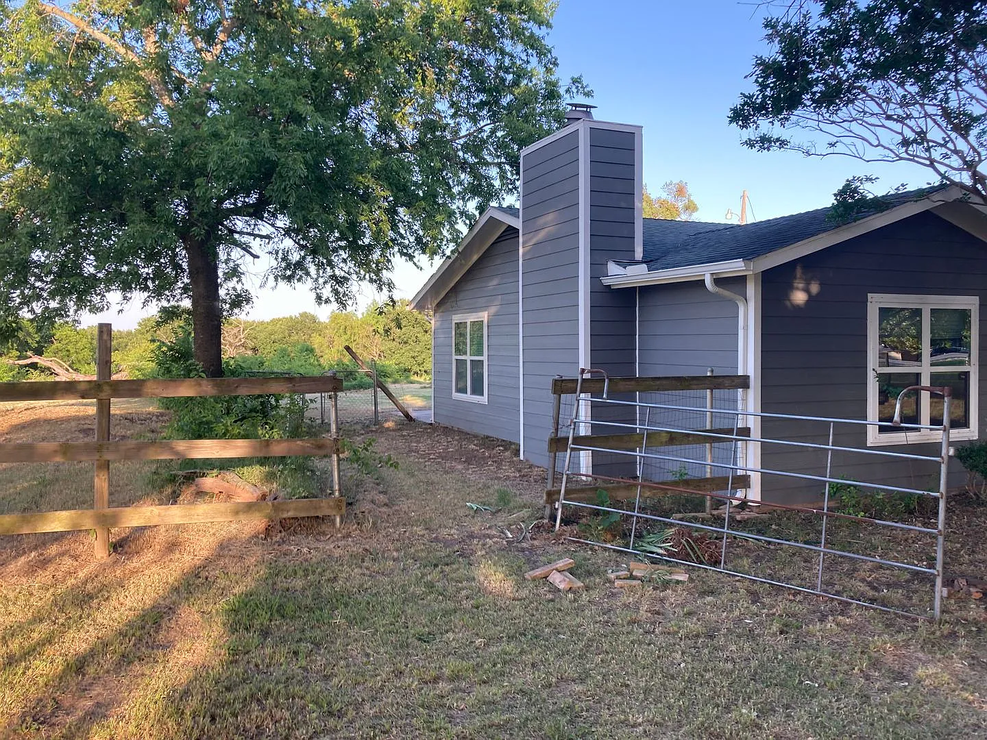 Country Living — Photo 3