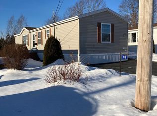 18 Thomson Dr, Bridgewater, NS B4V3X5