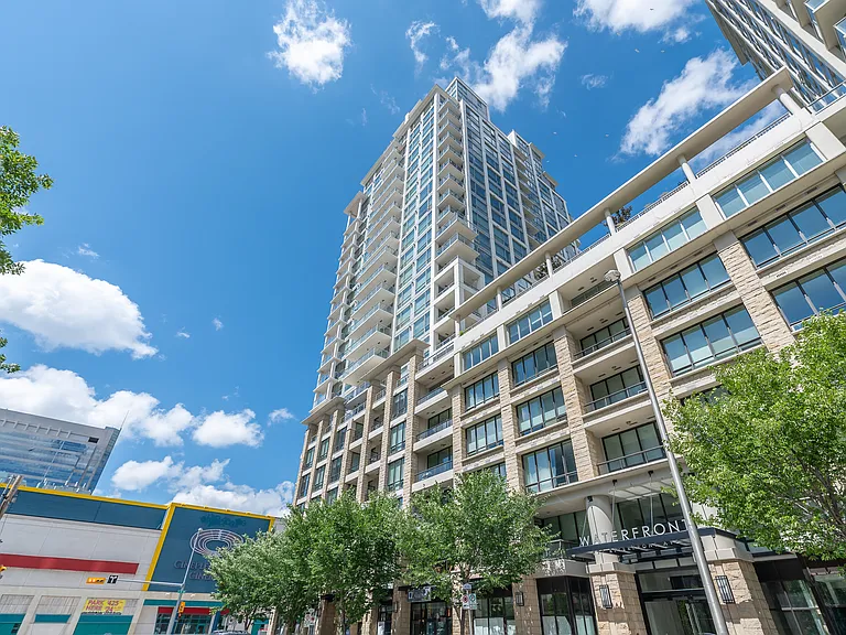 222 S Riverfront Ave SW #251 — Photo 39