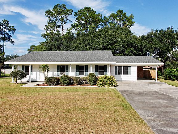 2nd image of 408 Pleasure Ln