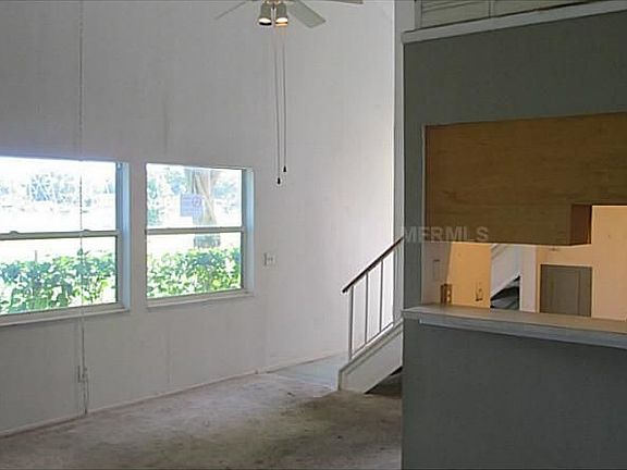 2nd image of 1887 Clearbrooke Dr