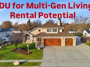 1182 W Country Ridge Dr, South Jordan, UT 84095