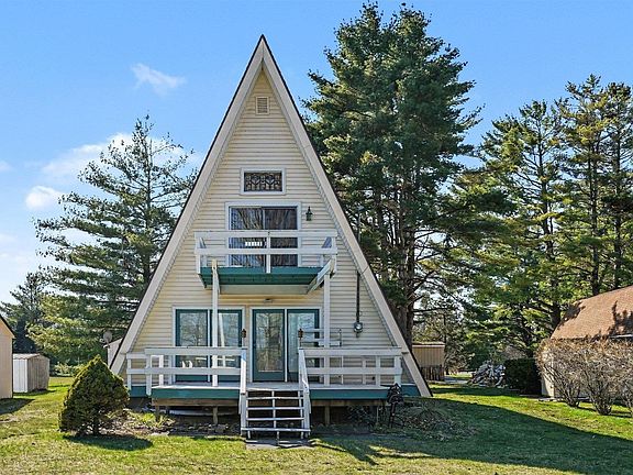 4th image of 3775 W Cedar Lake Rd
