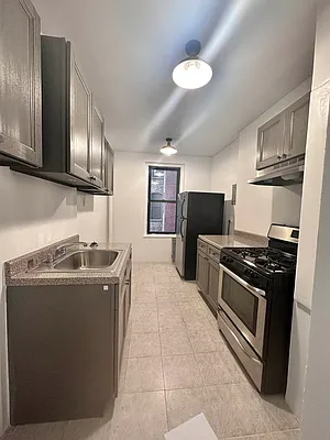 Rented by Urban Real Estate Property Group Inc | media 1