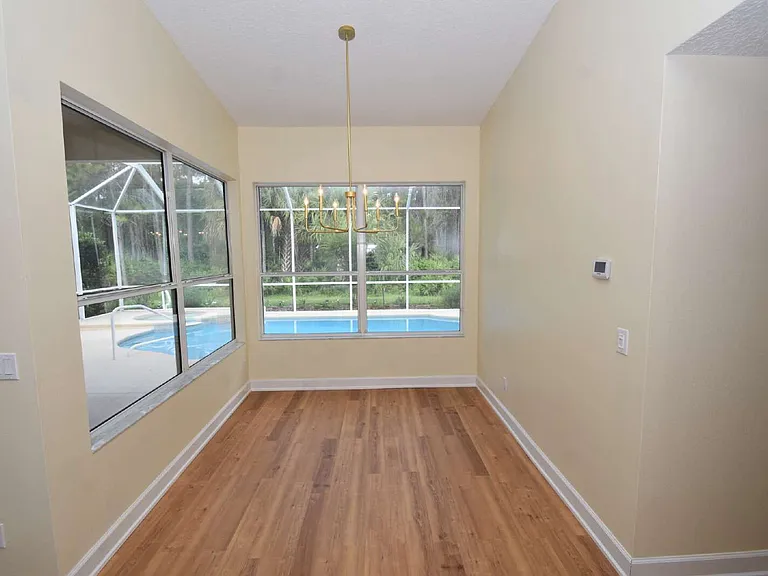 1216 Hampstead Ln — Photo 23