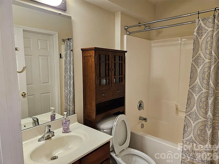 12955 Bullock Greenway Blvd — Photo 4