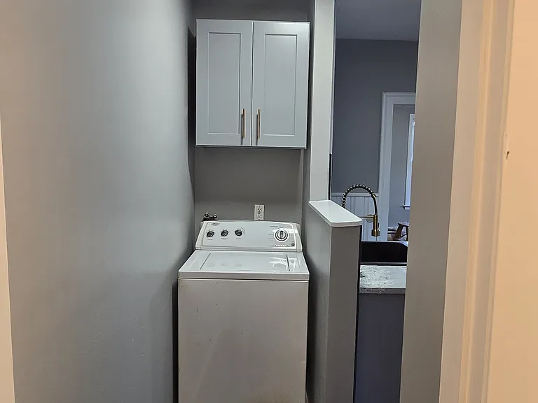 109 Orange St #2 — Photo 11