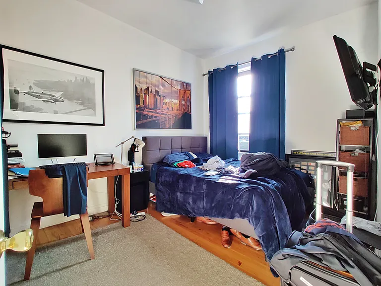 176 2nd Ave #4R — Photo 7