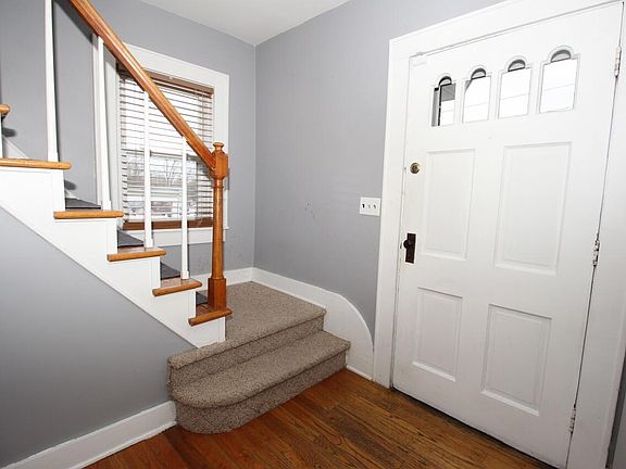 2nd image of 311 Jefferson St