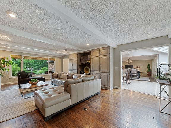 3rd image of 20730 N Long Meadows Dr
