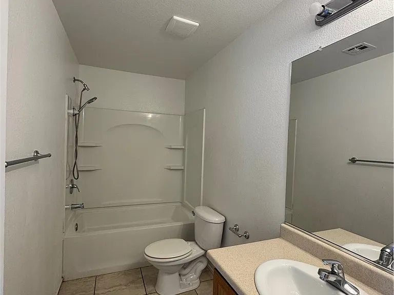 11695 Tierney Creek Dr — Photo 10