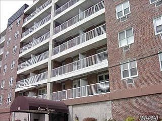 1st image of 55 Monroe Blvd APT 2P