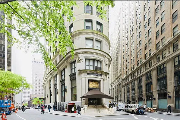 Rented by Level Group | media 1