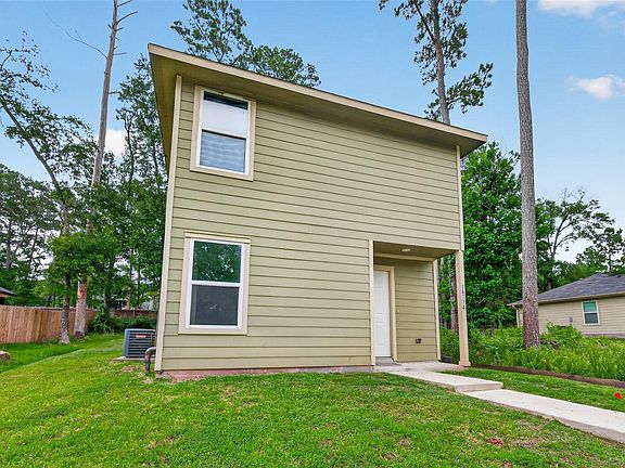 3rd image of 14774 Bowie Ln