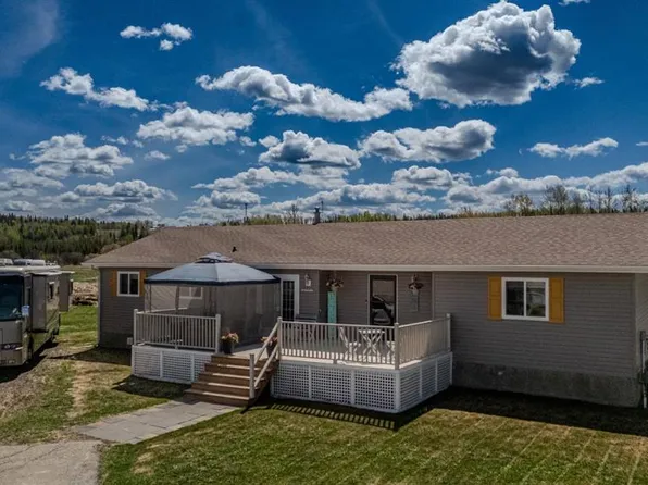 25 Keystone Pl, Whitecourt, AB T7S 0B2