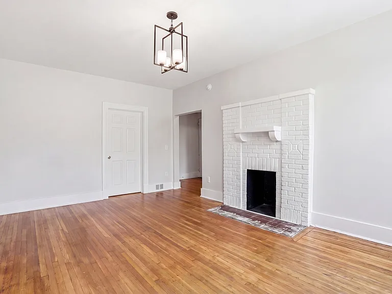 813 N Sheridan Ave #1 — Photo 18