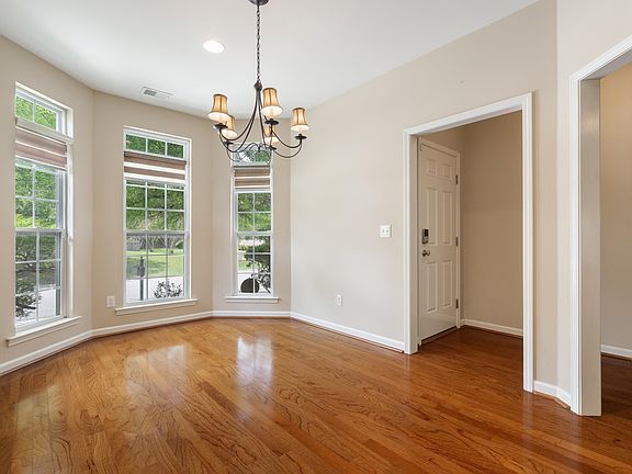 5th image of 505 Reach Dr