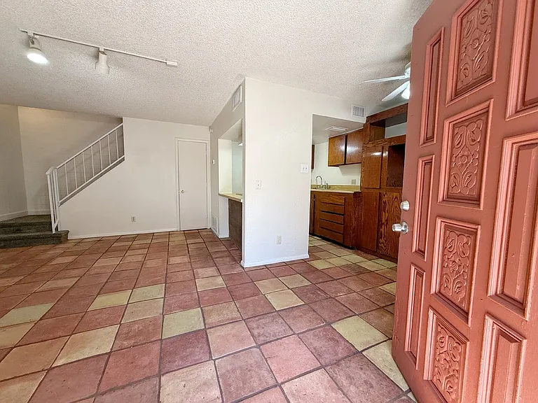 4031 W Mesquite Ln — Photo 13