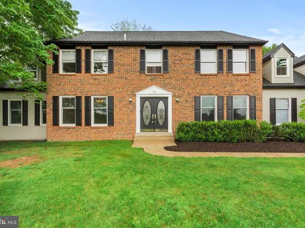 113 Brookside Dr, Holland, PA 18966