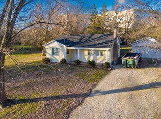 1392 W 52nd Pl, La Grange Highlands, IL 60525