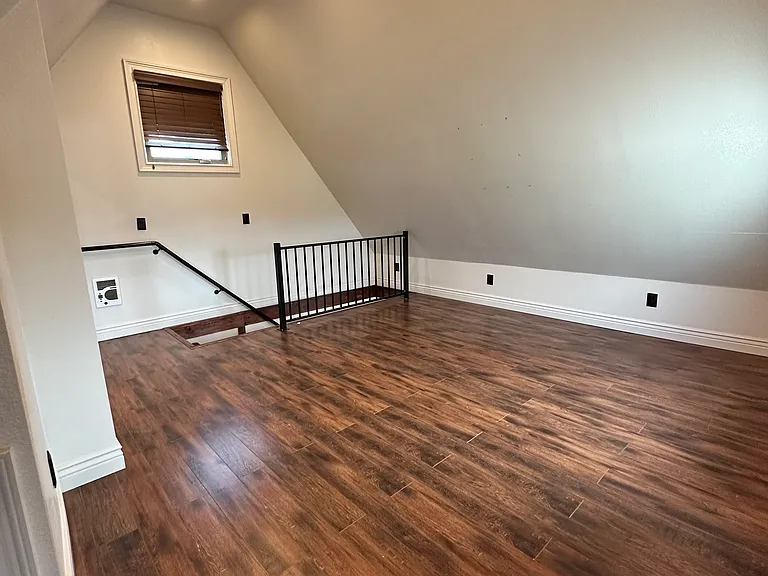 1517 Liberty St — Photo 24