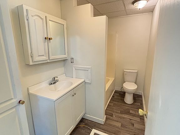 3rd image of 601 Meadow St #1