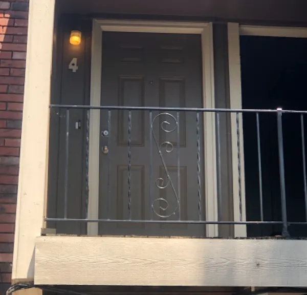 1035 S Kansas Ave #4 — Photo 1