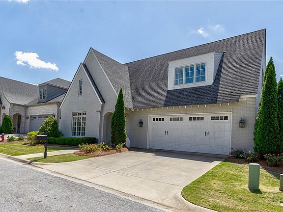 2nd image of 3439 Lakeshore Dr