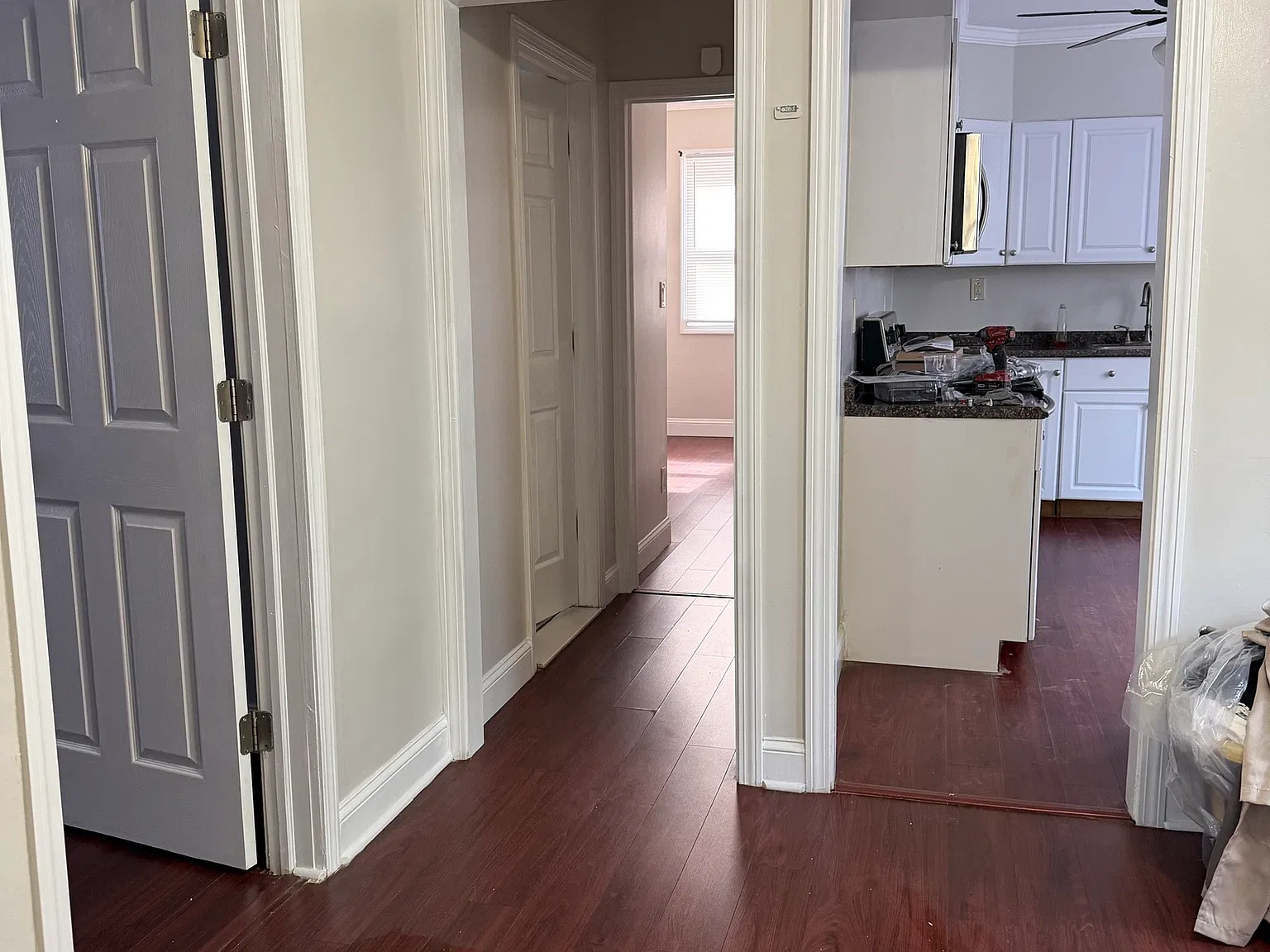 2 bed, 1.0 bath, 1125 sqft, $2,000 — Photo 2