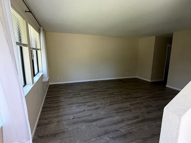 279 Branch St #B — Photo 3