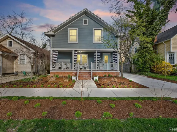 397 Kercheval Ave, Grosse Pointe Farms, MI 48236