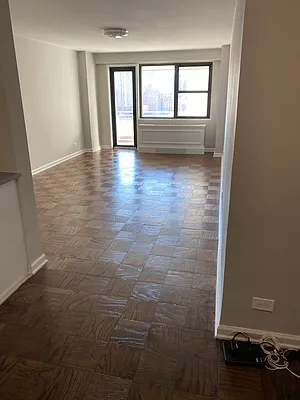 Rented by UES Management | media 2