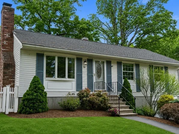 30 Vinal St, Hudson, MA 01749