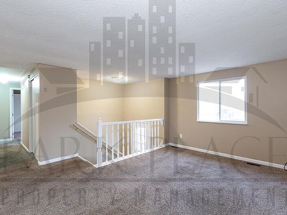 4th image of 5721 Hacienda Ct