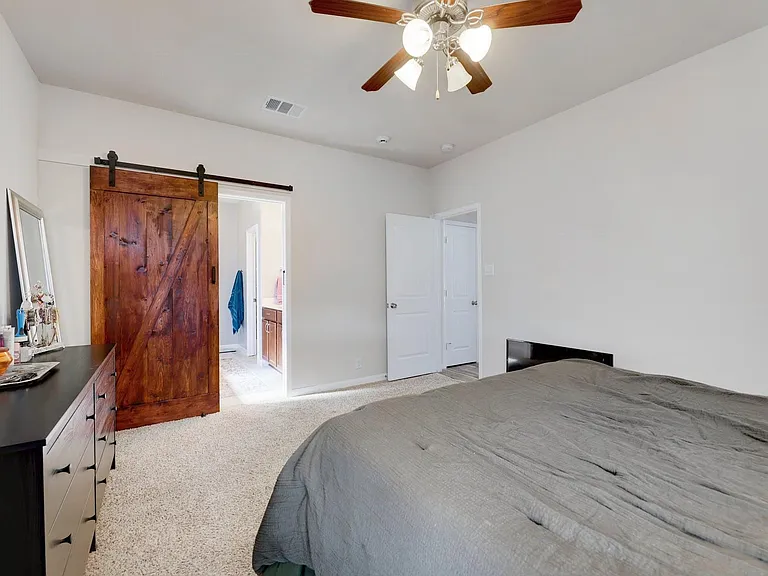1301 Sunny Meadows Loop — Photo 12