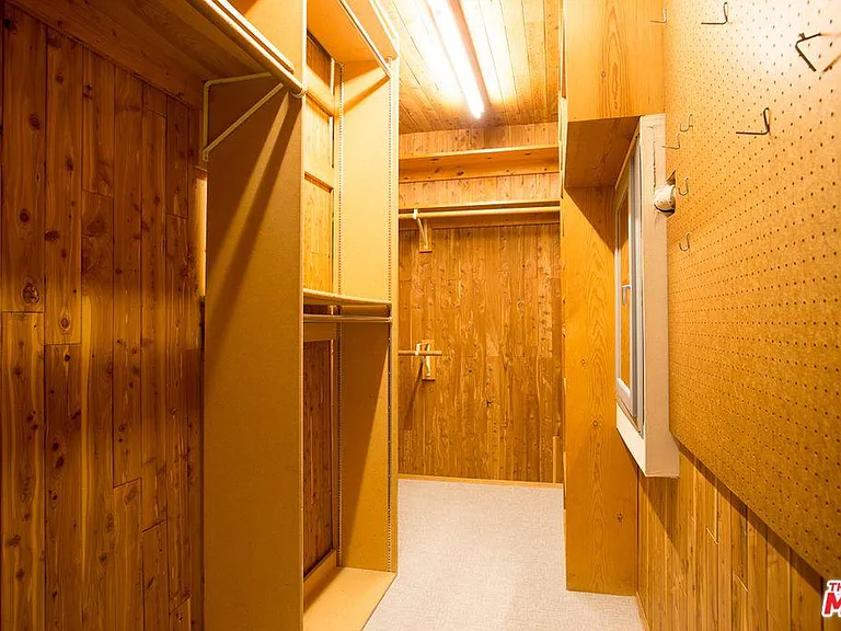 8380 Waring Ave #201 — Photo 25