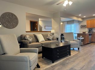 3417 Crown Ct, Waterloo, IA 50702