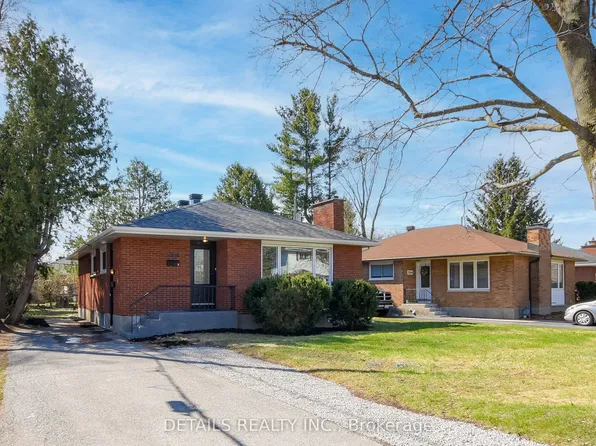 2364 Cheshire Rd, Ottawa, ON K2C 1G3