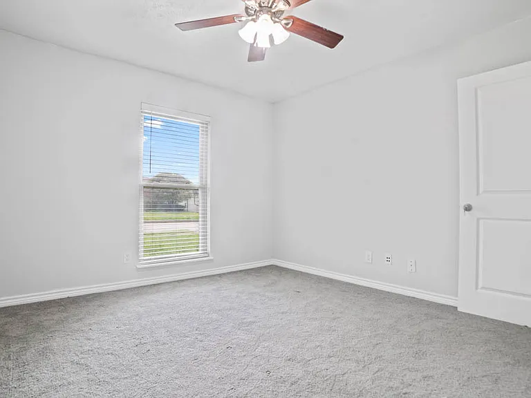 3317 John Muir Ct — Photo 8