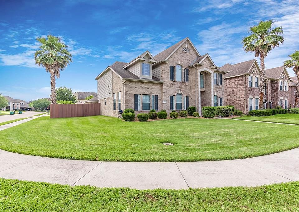 1st image of 3402 Palm Bay Cir
