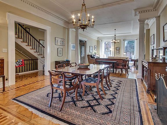 3rd image of 270 Henry St #1