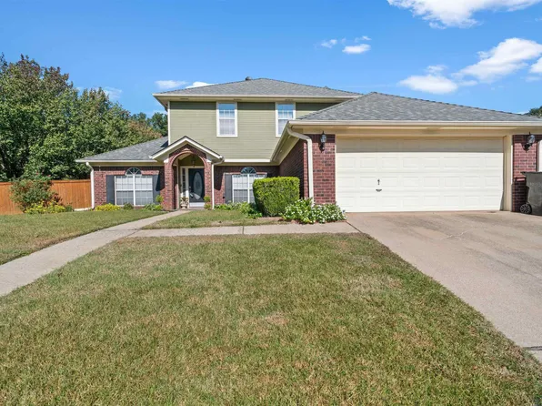 2001 Boston Dr, Longview, TX 75601