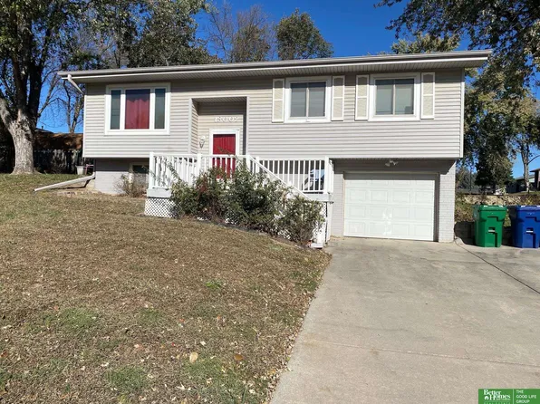 13002 Gertrude St, Omaha, NE 68138