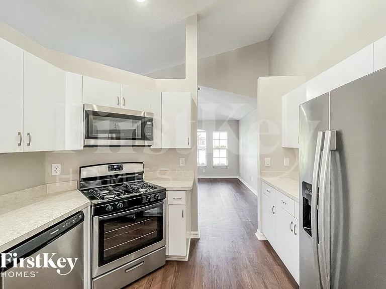 2162 Brandon Park Cir — Photo 9