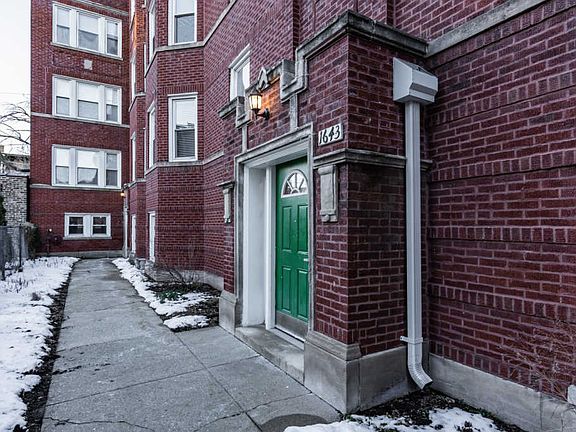 2nd image of 1643 W Lunt Ave APT 2N