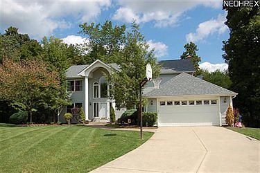 1st image of 6209 N Huntington Dr