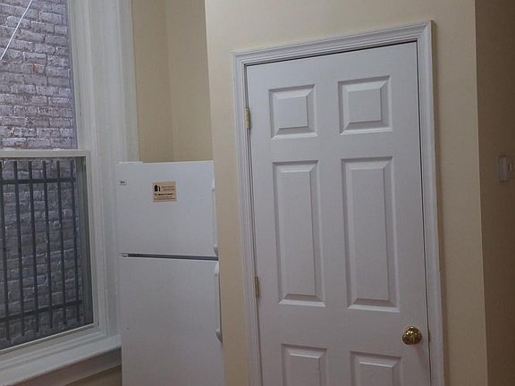 3rd image of 12 E Main St APT 5