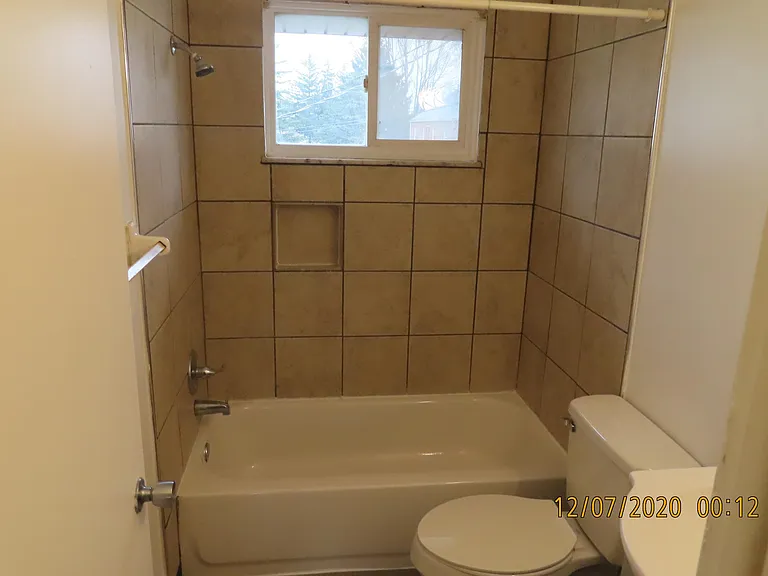 905 N Meadows Ct #C — Photo 27