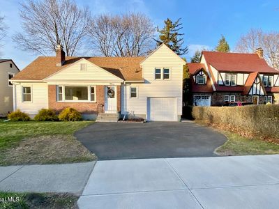 685 New Scotland Avenue, Albany, NY, 12208