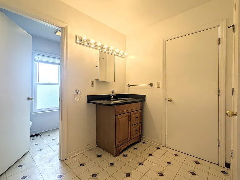 5552 Black St #2 — Photo 22